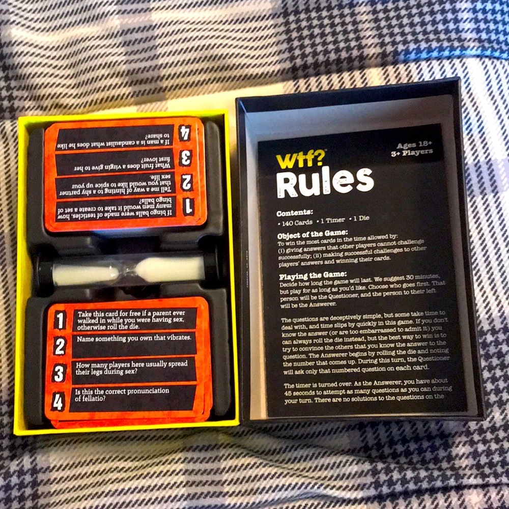 Card game - Picture 2 of 2